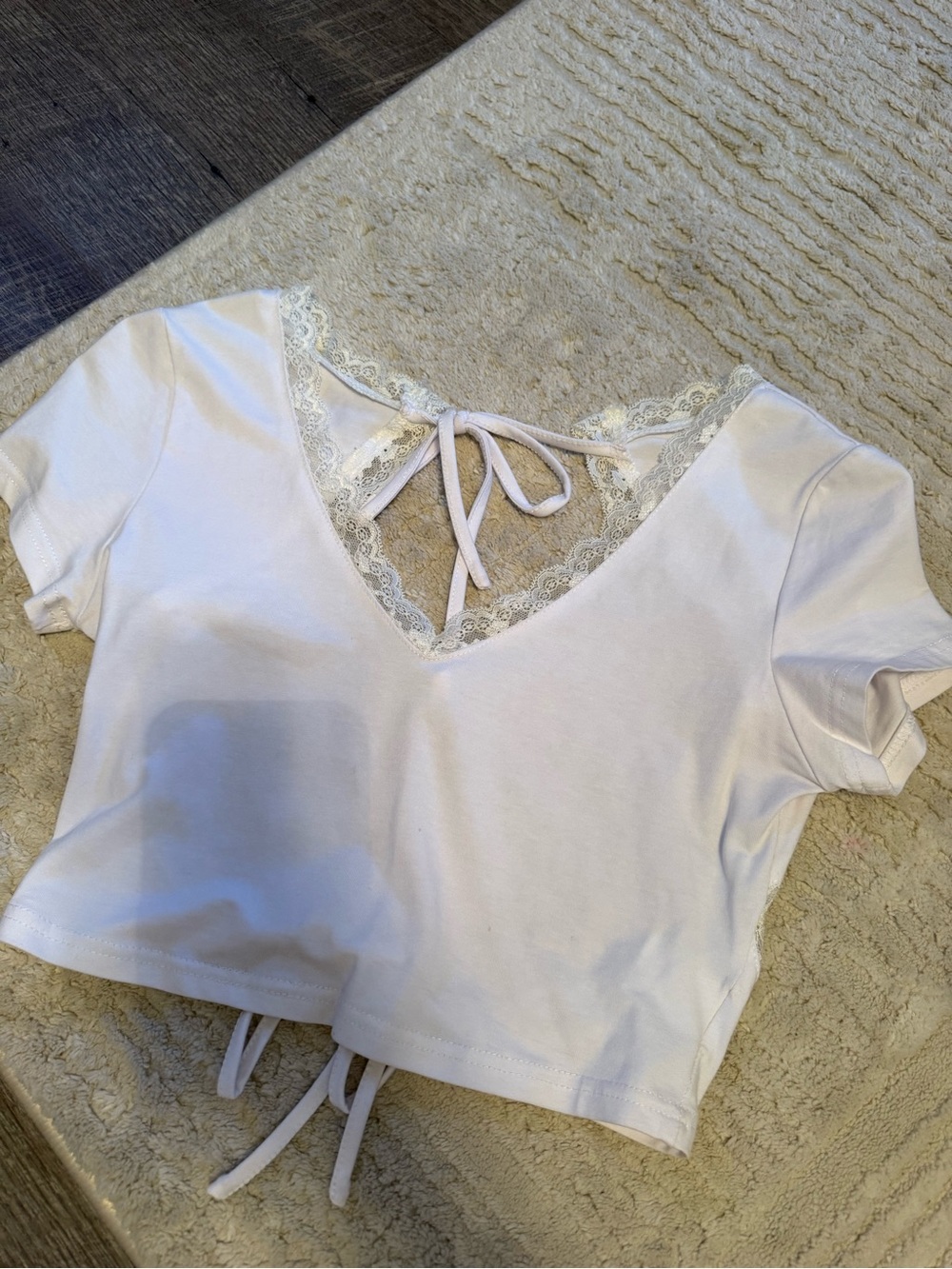 SHEIN White Lace-Trim V-Neck Tie-Back Crop Top